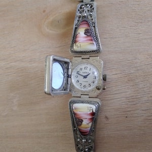 Womens watches Сhaika (Seagull), bracelet with enamel, vintage womens watch, girl watch, art deco watch