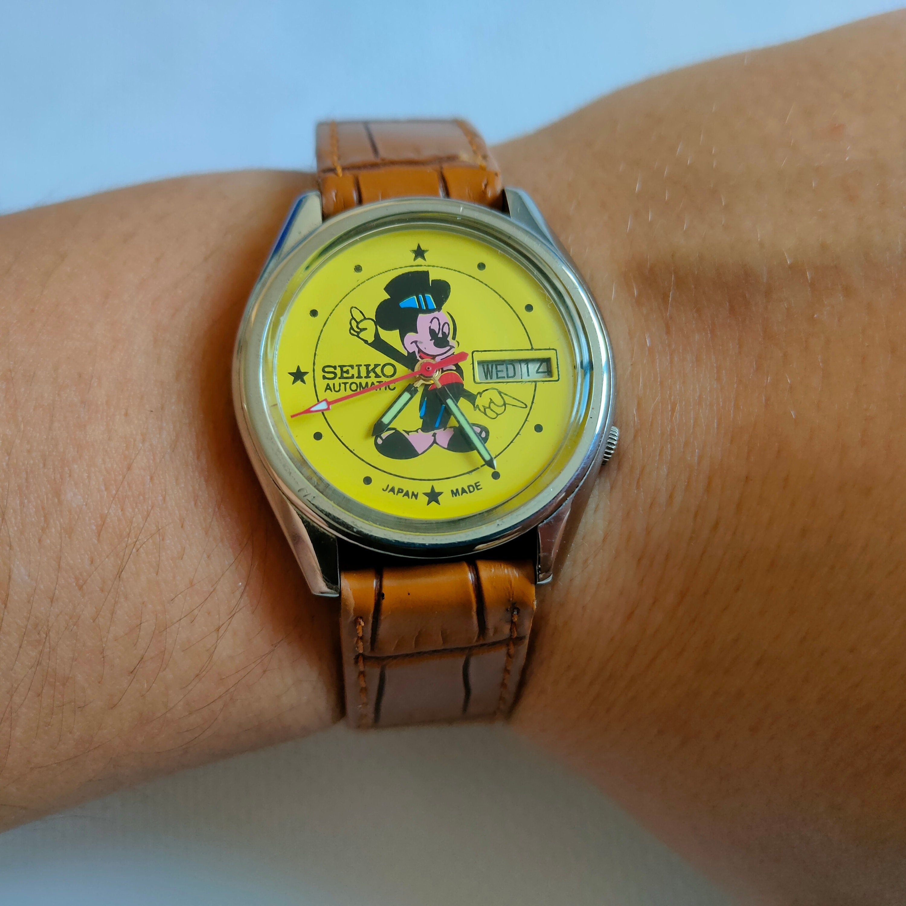 Seiko Mickey Mouse - Etsy Singapore