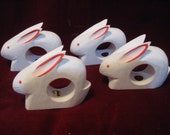 Wooden Set 4 Easter BUNNY Rabbit NAPKIN RINGS Holders White Pink 2.5 quot Dining Table Vintage 1980s Alice Wonderland Party Decoration 2214