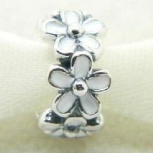 Pandora Darling Daisies Spacer