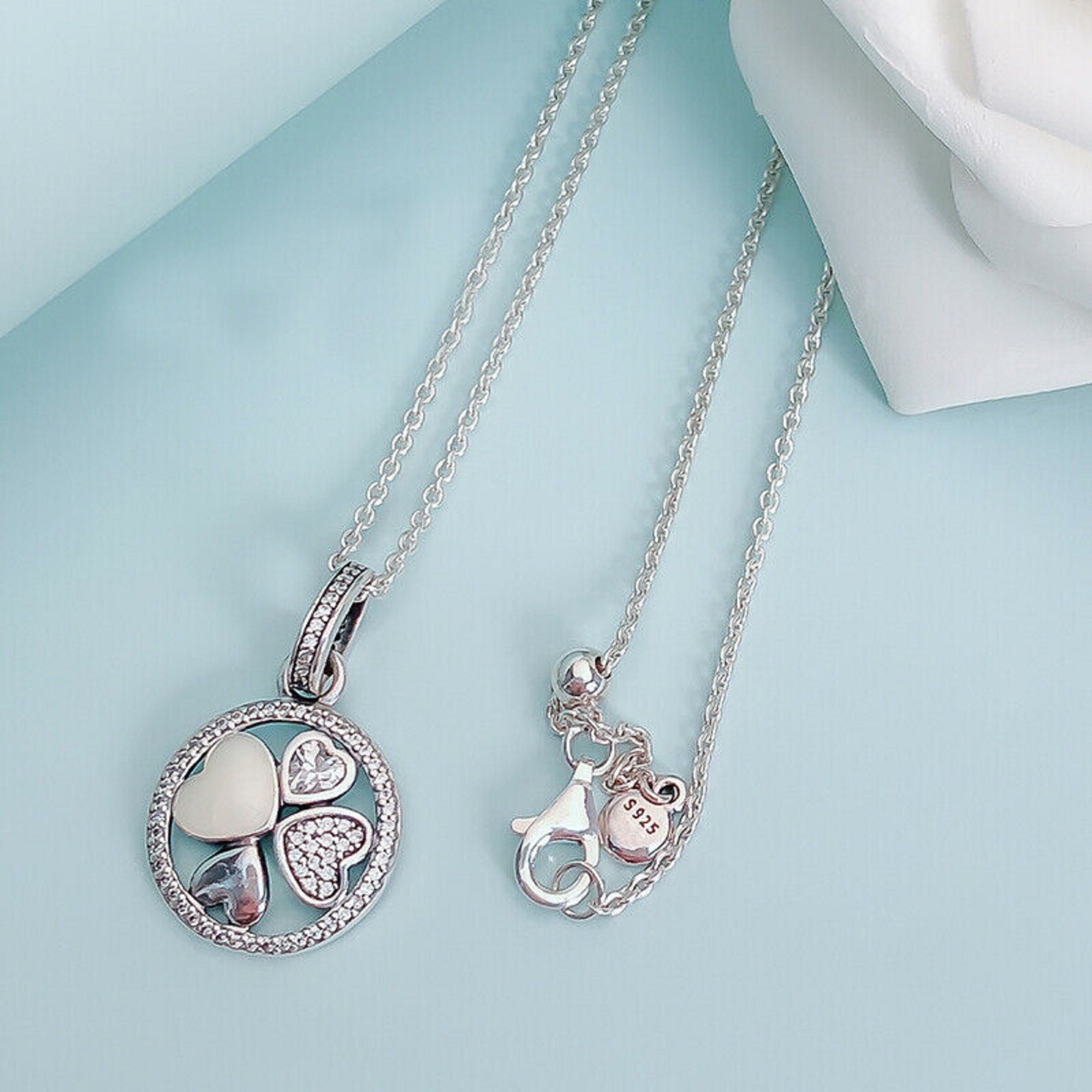 pandora heart of love necklace