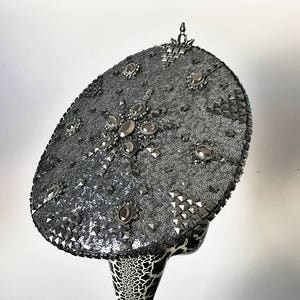FRI FRAKT! Militärhatt "Crowning Glory" i gunmetal. Burning Man-hatt. Kaptenshatt. bild 6
