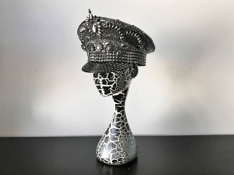 FRI FRAKT! Militärhatt "Crowning Glory" i gunmetal. Burning Man-hatt. Kaptenshatt. bild 7