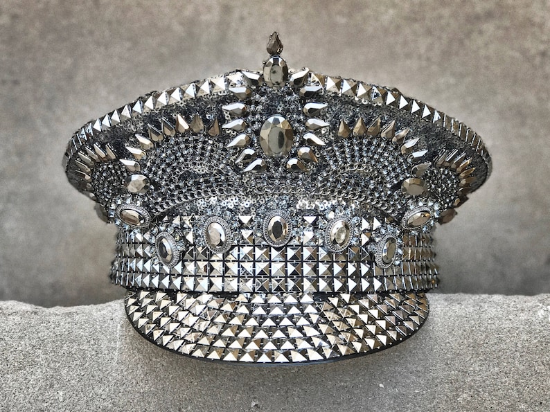 FRI FRAKT! Militärhatt "Crowning Glory" i gunmetal. Burning Man-hatt. Kaptenshatt. bild 1