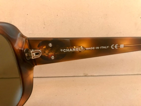 CHANEL Sunglasses; brown REF 5101; Vintage 80s. - image 6