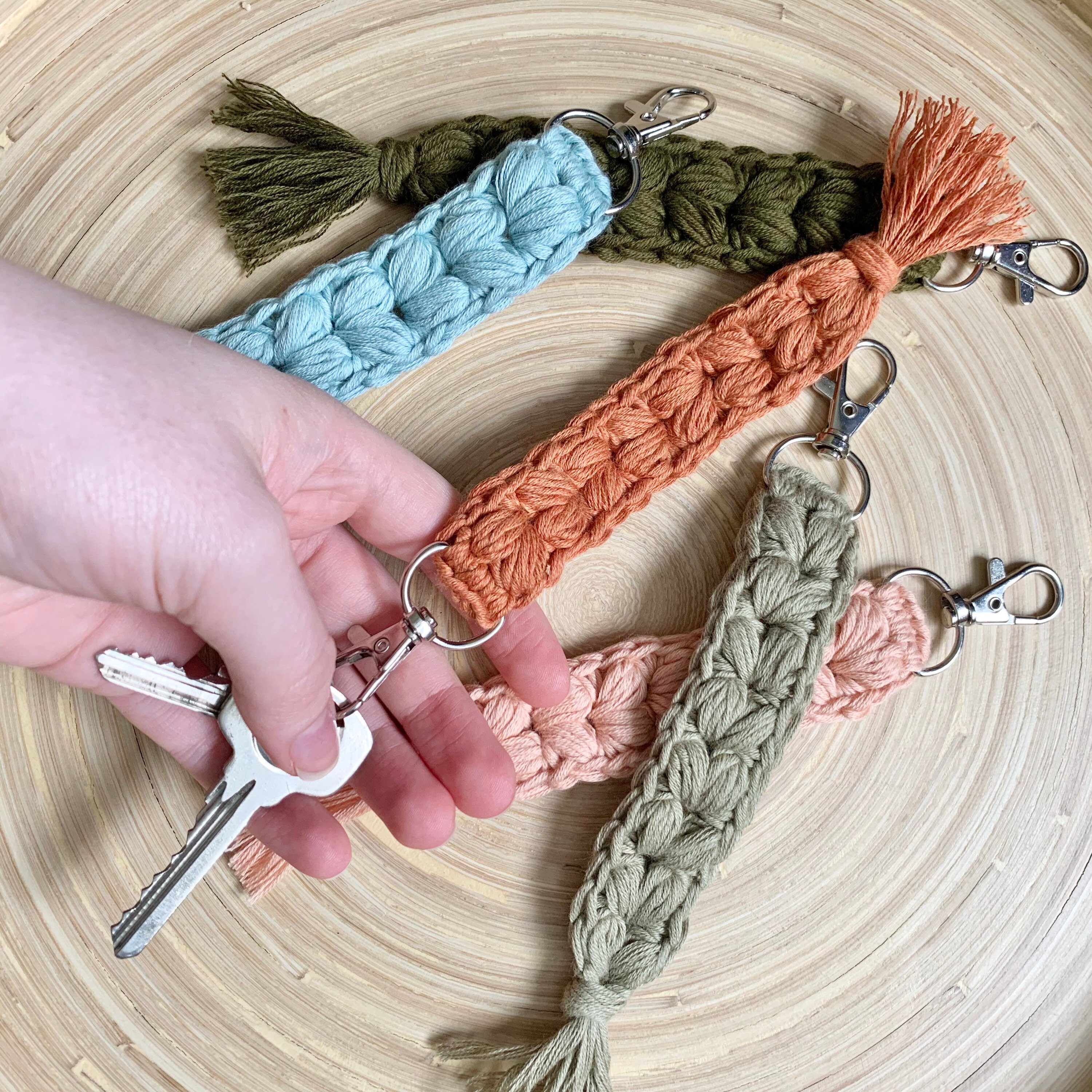 AMOMENTO☆24SS HAND MADE SHORT CROCHET KEYRING il_fullxfull.2620459340_3go5.jpg