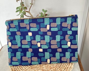 GRANDE POCHETTE BLEUE