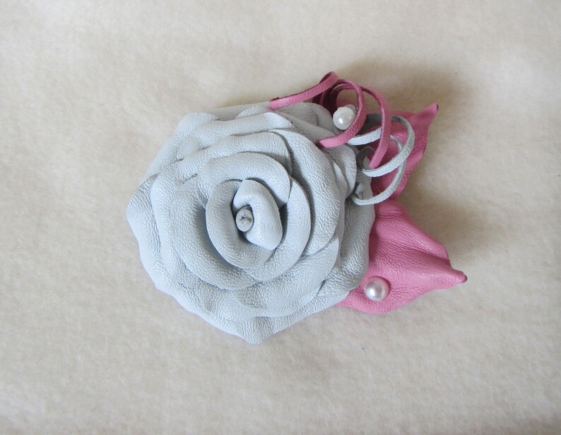 rose brooch Rose brooch Wedding brooch Pink Rose leather Wedding brooch White Rose leather leather brooch White rose Pink Rose Brooch