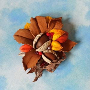 Chestnuts brooch, leather brooch chestnuts, autumn brooch, Nuts brooch, Halloween brooch, autumn brooch, autumn chestnuts brooch