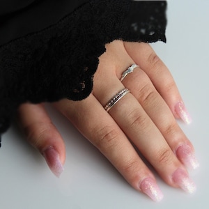 Zierlicher Fledermaus Ring aus Sterlingsilber