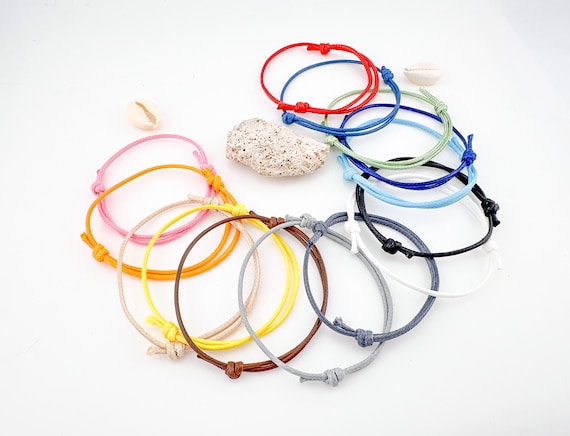 Handmade friendship bracelet adjustable Sliding knot minimalist style gift