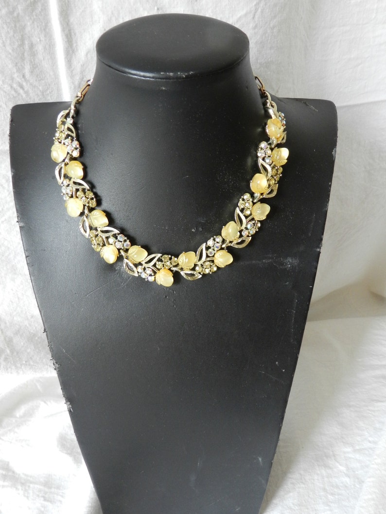 1980/'s. Fabulous necklace signed LISNER