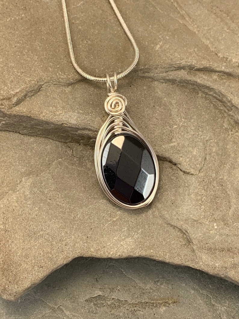 Hematite Stone Necklace main image 1