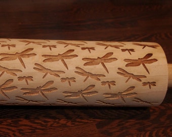 engraved rolling pinwith dragonfly