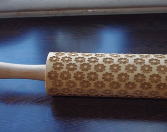 Laser engraved rolling pin with flowers