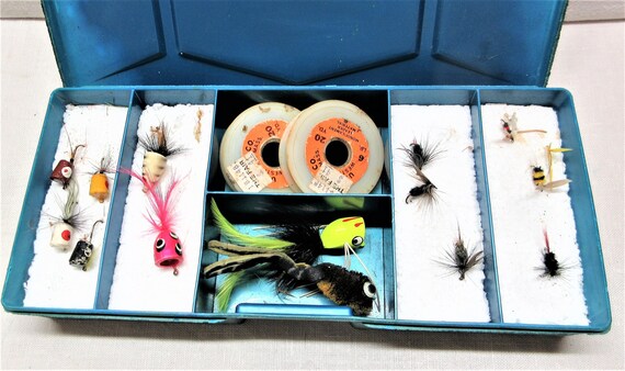 Vintage and Antique Fly Fishing Fresh Water Lures. Lure Collection of 15  Lures. 
