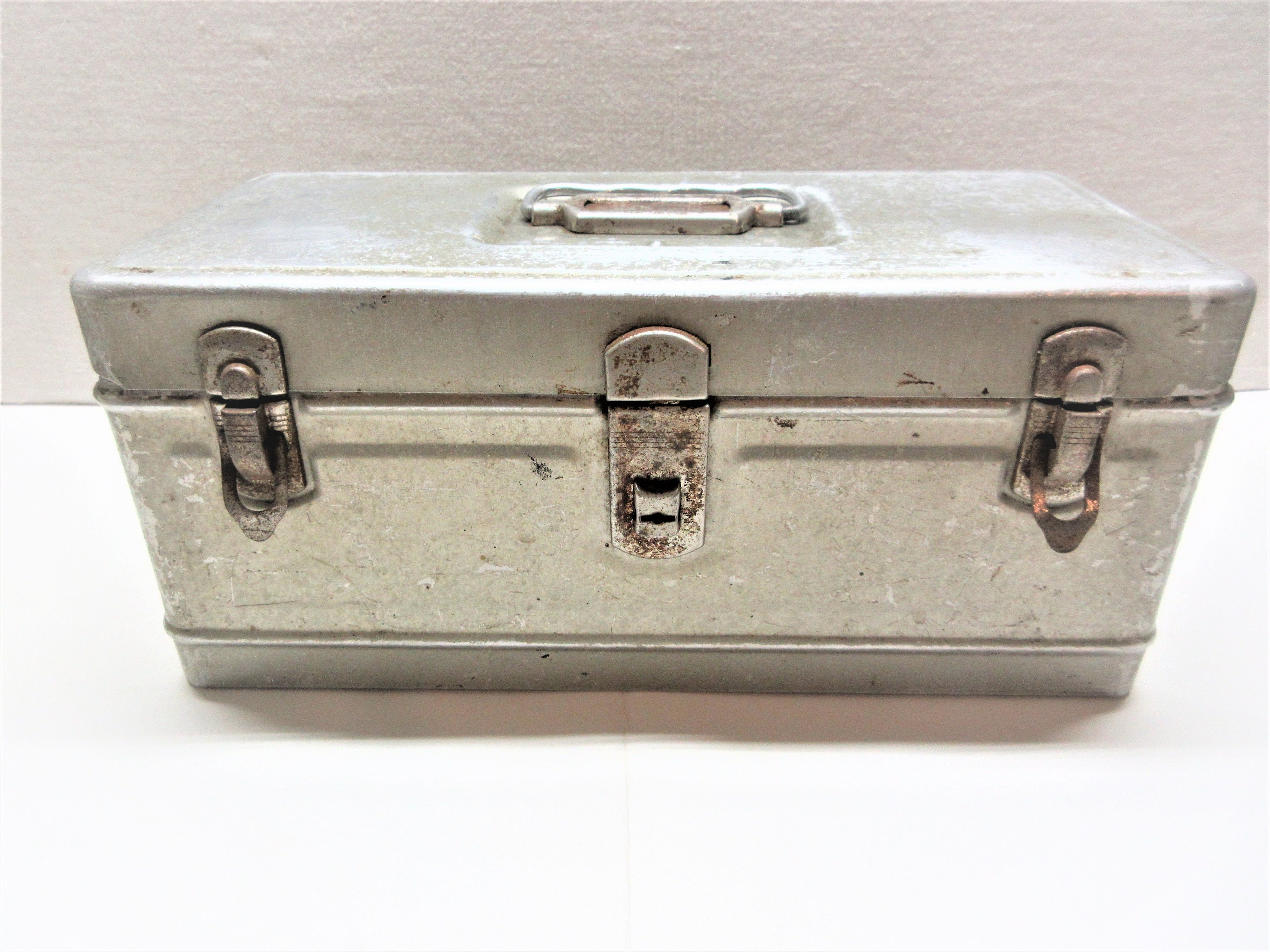 Vintage Climax Tool Box Or Tackle Box Aluminum Caddy Box Is Etsy Uk Vintage Climax Tool Box Or Tackle Box Aluminum Caddy Box Is Etsy Uk