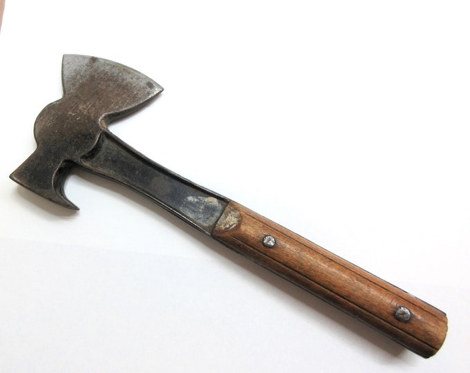 Vintage Railway Express Agy Hatchet Hammer Axe and Claw, 12.5 Long With 3 Edge. Wood Handle