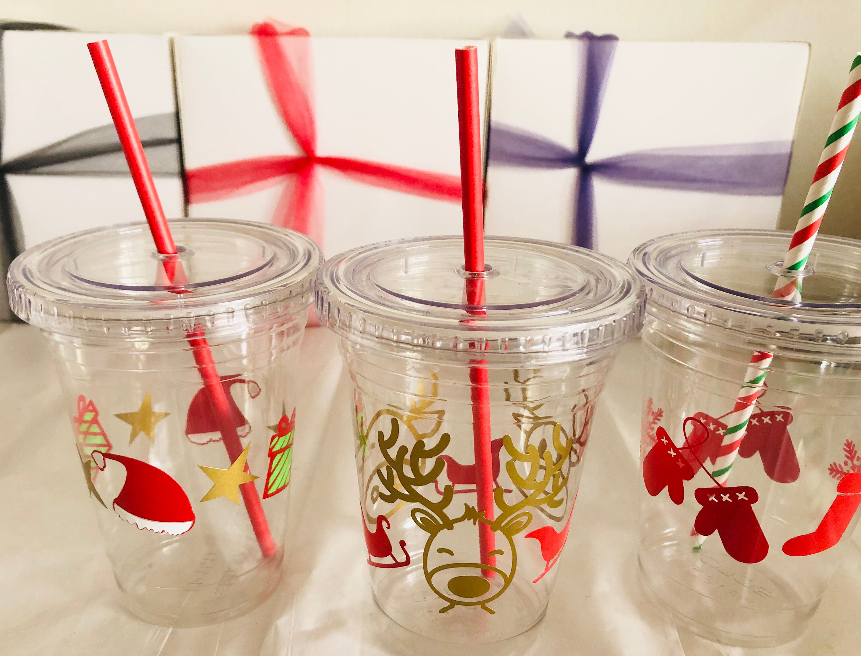 Funny Christmas Glass Cup Sets - With Lid & Metal Straws
