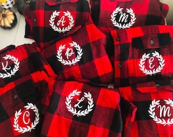 Custom Bridesmaid Flannel Shirt: Personalized Wedding Day Gift