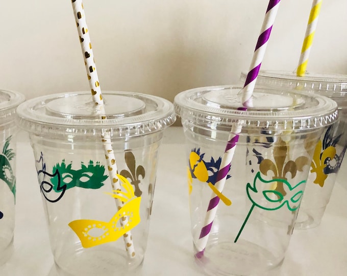 Mardi Gras Party Cups with Lids & Straws: Recyclable Plastic, 16 oz