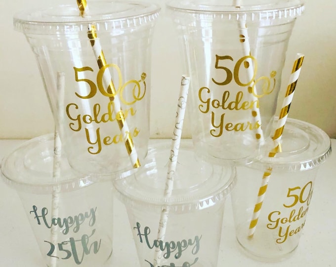 Anniversary Plastic Cups with Lids and Straws