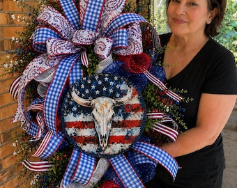 Western Patriotic Swag Wreath, 4th of July Door Hanger, Americana Deco Mesh Wreath, Cowboy Skull Decor, Red White Blue Front Door Swag