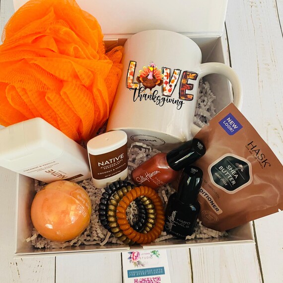 Fall Pamper Gift Set: Thanksgiving Mug, Bath & Body Goodies