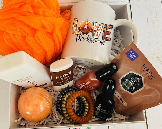 Fall Pamper Gift Set: Thanksgiving Mug, Bath & Body Goodies