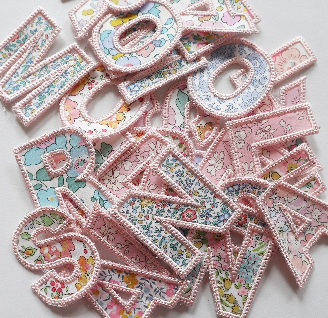 Small Iron-On Patch, 1 Inch Pink Alphabet Letter Patches for Crafts and  Sewing (1 in, 78 Pieces)