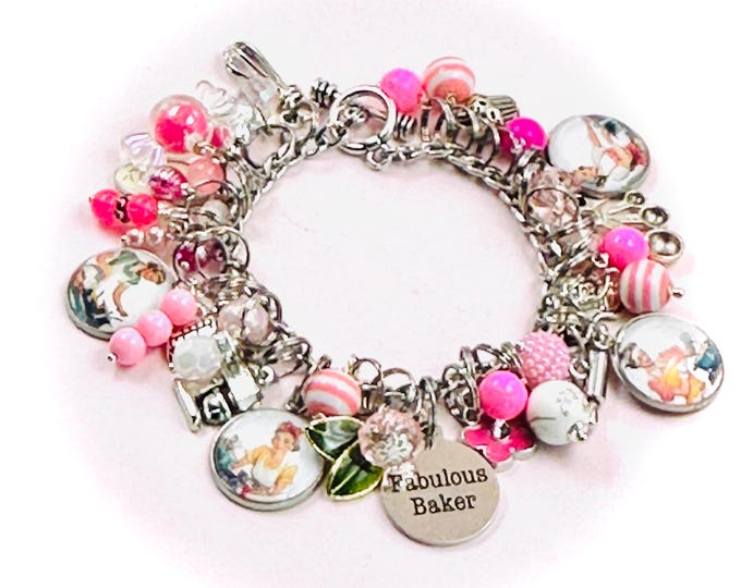 Cooking Themed Beaded Bracelet, Mom Gift, Foodie Charm Bracelet, Gift for Baker, Vintage Art Jewelry, Gift for Her, Personalized Bracelet