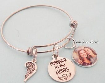 In Memory of a Loved One Charm Bracelet, Custom Photo Memorial Jewelry, Sympathy and Grief Gift, In Sympathy Gift, In Memory of Gift