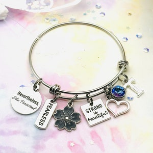 Geschenk für Frauen, Geschenk für Mädchen zum Abschluss 2019, Feministischer Schmuck Geschenk, College Abschluss, Frau Absolvent, personalisiertes Geschenk,