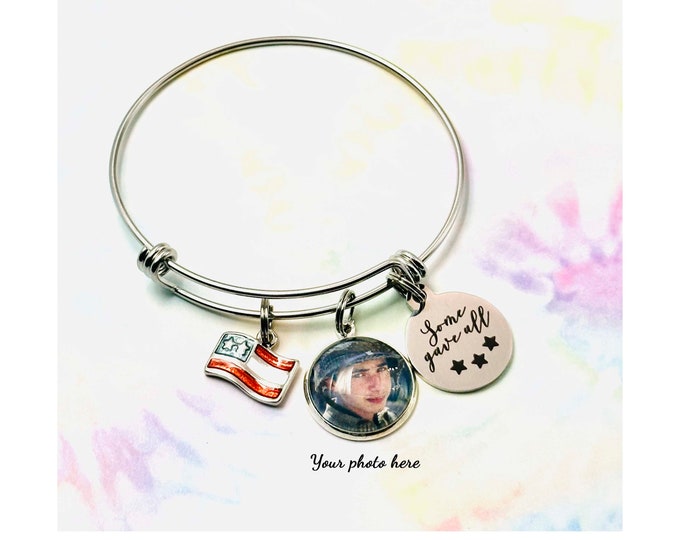Custom Photo Memorial Charm Bracelet, In Sympathy Gift, Custom Remembrance Jewelry, Sorry for Your Loss , Loss of Loved One, Death in Family