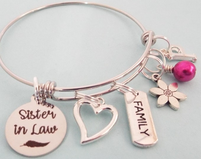 Sister in Law Gift, Personalized Jewelry, Gift for Sister-in-Law, Sister Bridal Gift, Wedding Party Charm Bracelet, Gift for Her, Girl Gift