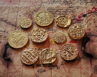 I Goonies - Replica di scena di &quot;The Gold Treasure Coins One-Eyed Willy&quot;!!! Set di 5 monete in METALLO placcate oro 24K!!!