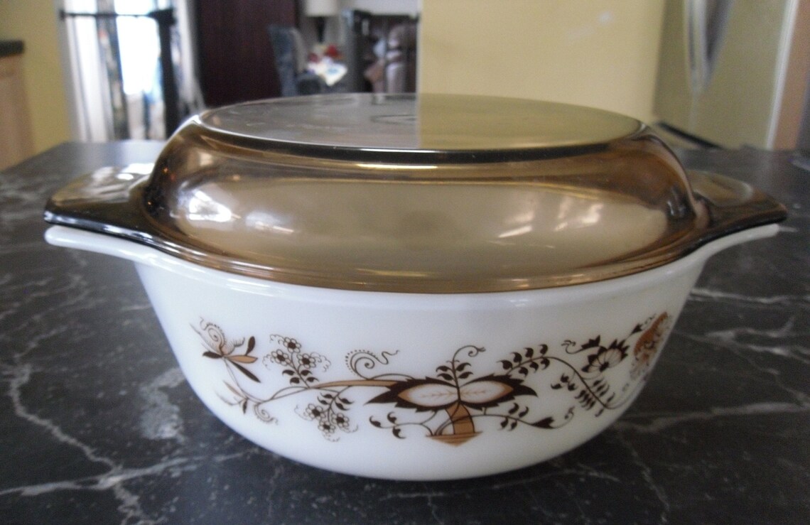 VINTAGE Pyrex Made in England BROWN Floral Vine Pattern Etsy