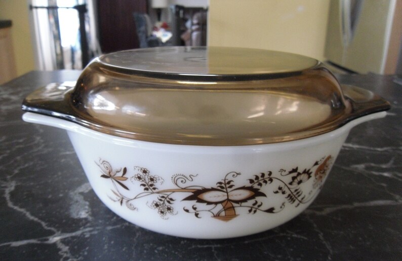 VINTAGE Pyrex Made in England BROWN Floral Vine Pattern Etsy