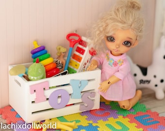 Miniature empty dollhouse toy box, toy chest, miniature furniture, dollhouse nursery, 1/4, 1/6, nappy choo