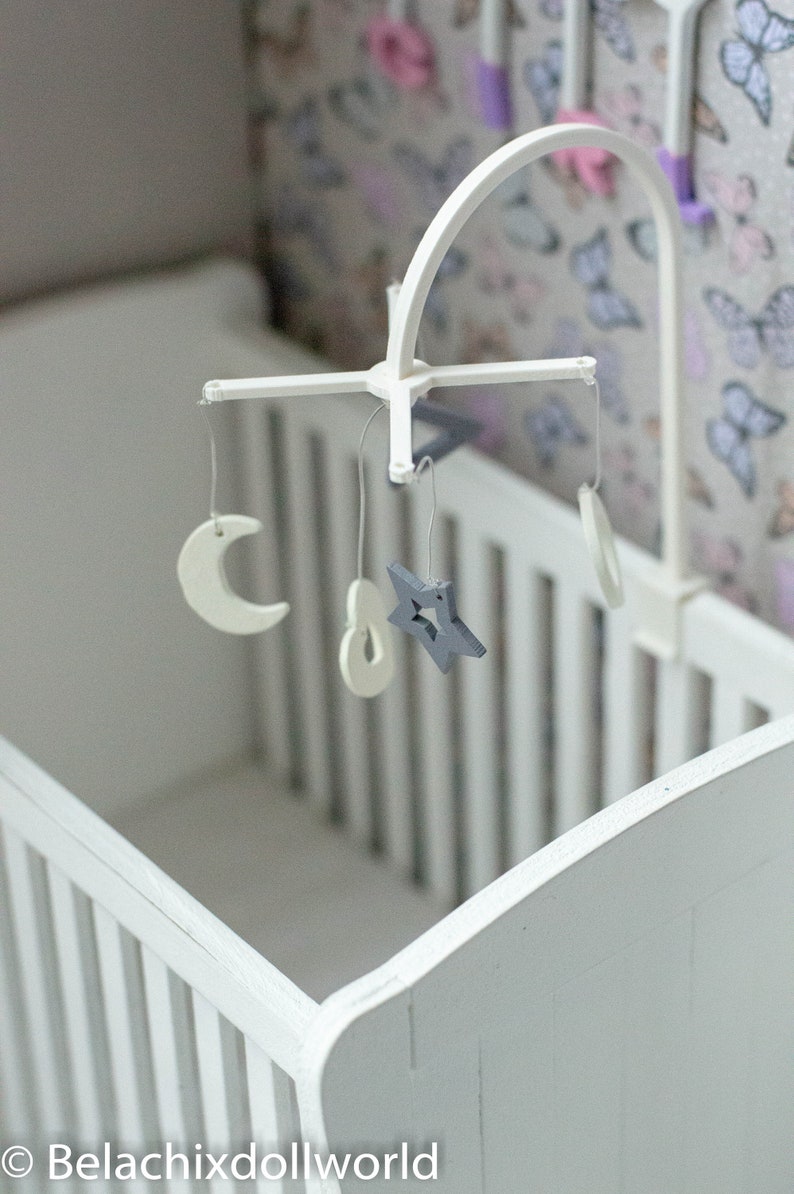 mini crib mobile