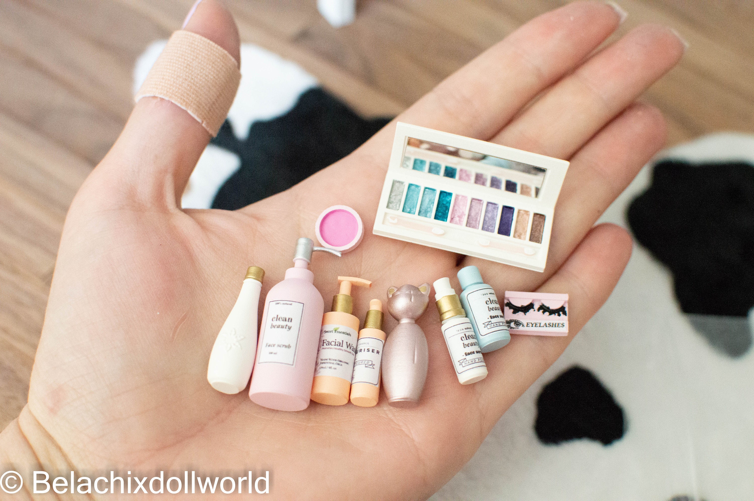 1/4 or 1/6 Miniature Make up Set Dollhouse Make Up Doll Make Etsy