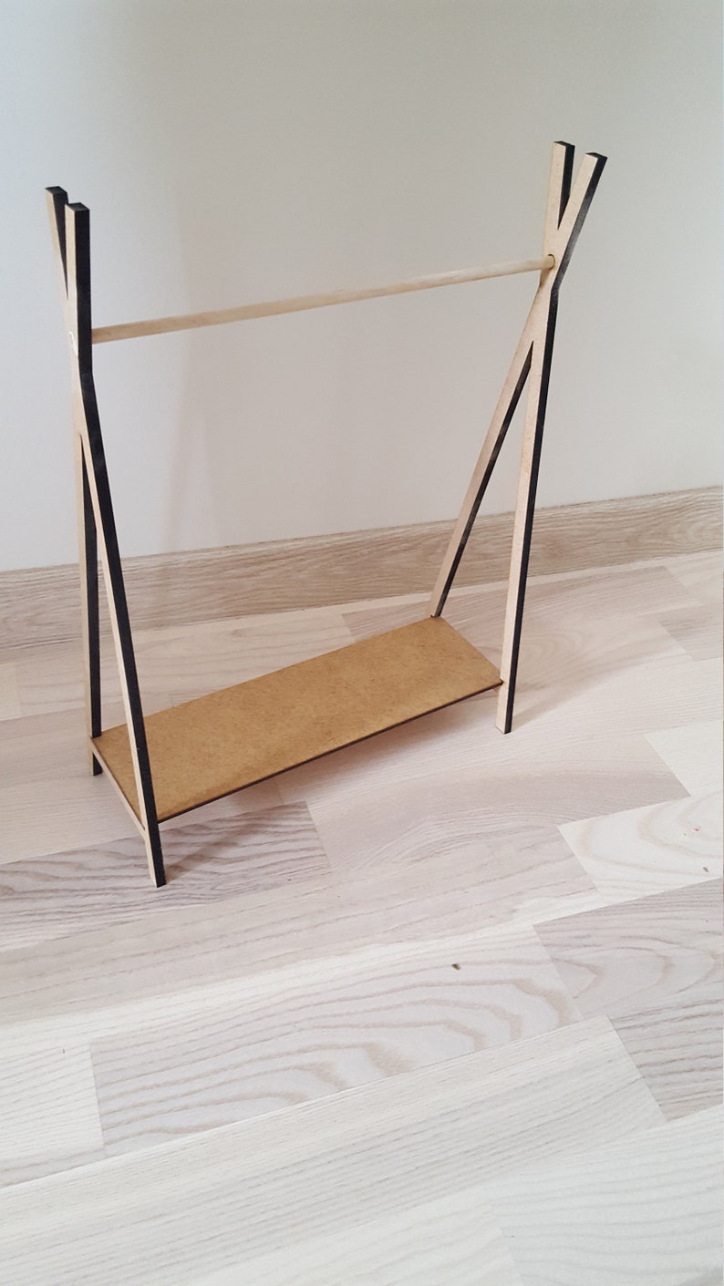 Porte-vêtements Miniature Pour Maison De Poupée 1:12 - Support De Sol, Neuf