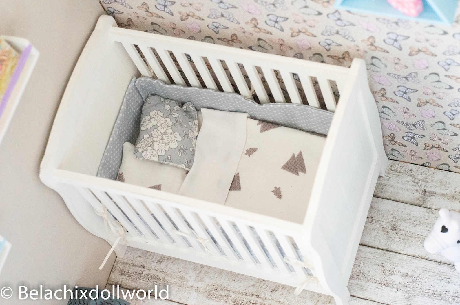 Miniature Baby Bed 1/4 or 1/6 Miniature Crib Miniature Etsy