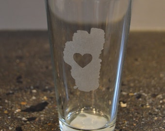 16oz Pint Glass - Lake Tahoe w/ Heart - Laser Etched - Solid Lake Tahoe - Heart