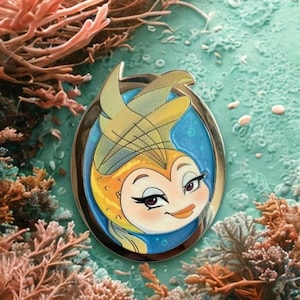 Enchanted Pawtraits - Pinocchio Cleo fantasy pin