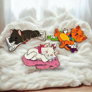 Disney Aristocats -  &quot;Sleepy Babes” Fantasy Pin