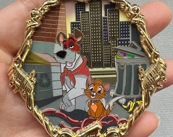 Oliver Pin - Etsy