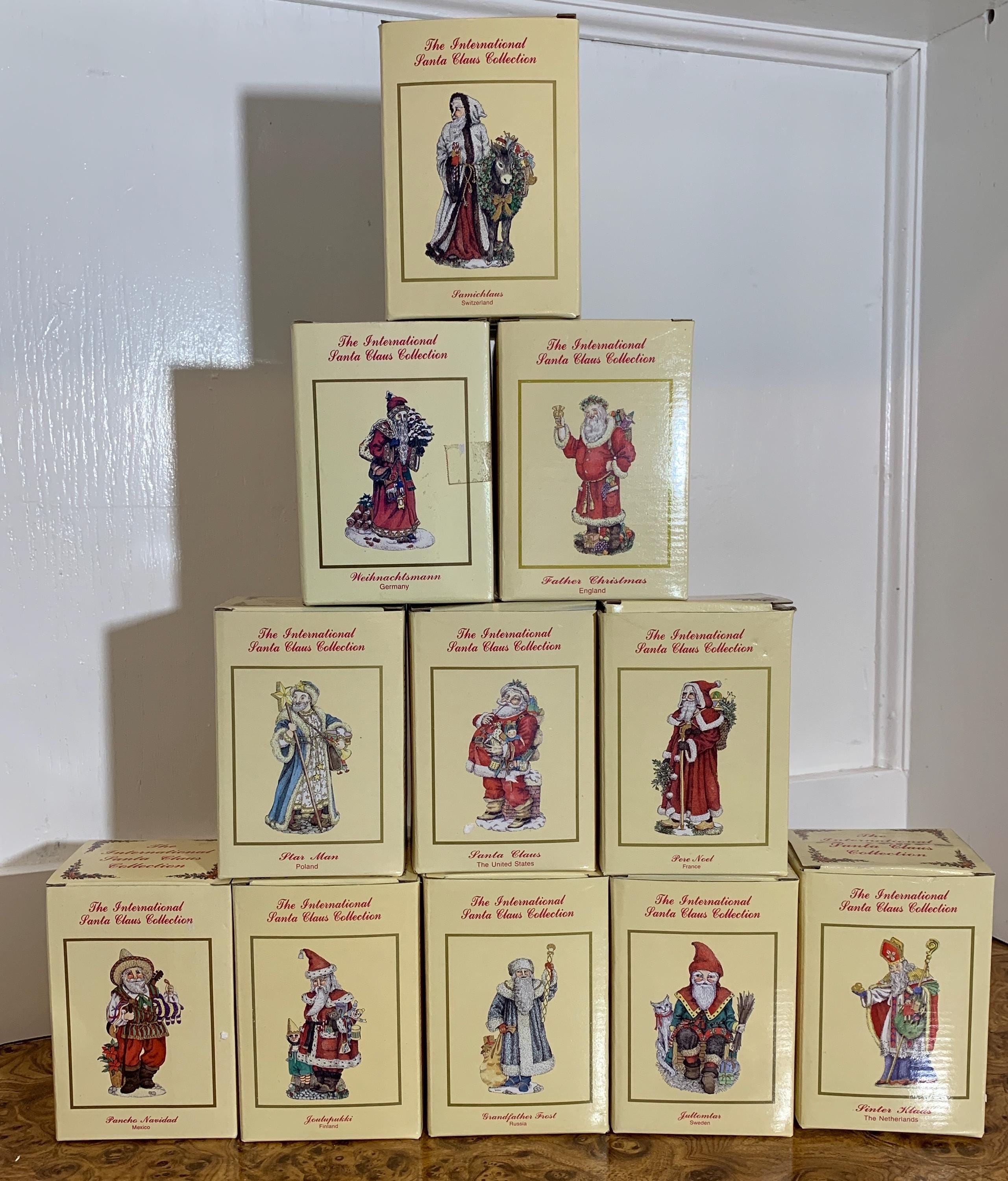 The International Santa Claus Collection, 1992-1997. NOTE: Please