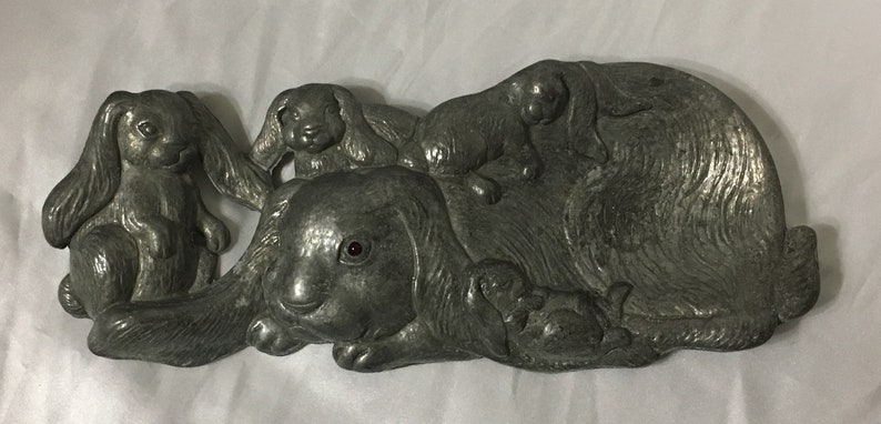 Arthur Court Rabbit With Bunnies Spoon Rest, Arthur Court 1994. NOTE ...