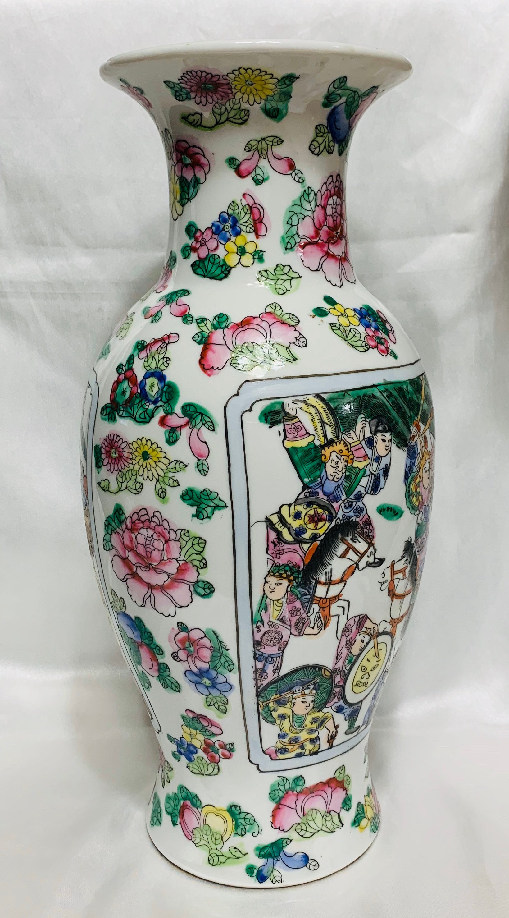 Handpainted Asian Vase Made in Macau. Etsy
